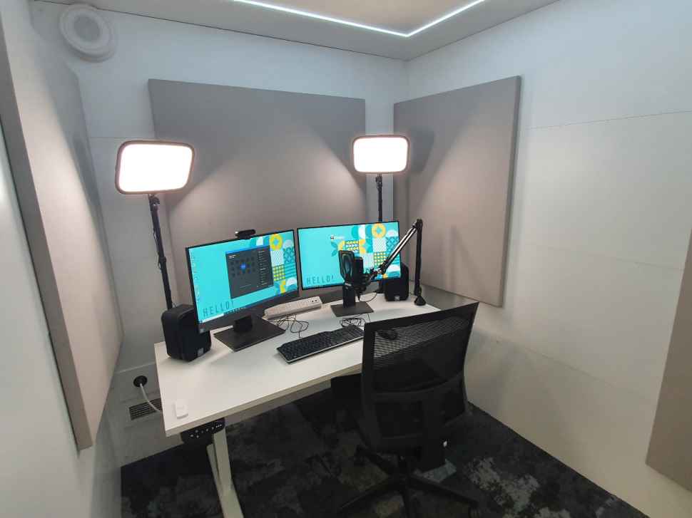 recording-pod-a-central-library.jpg