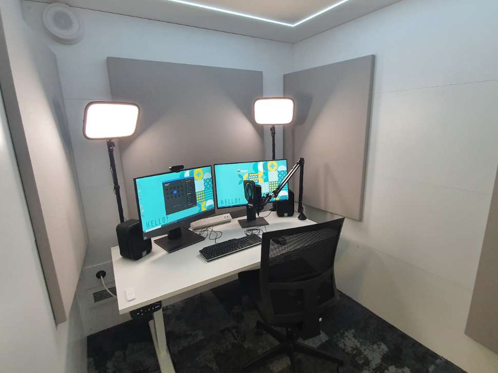 recording-pod-a-central-library.jpg