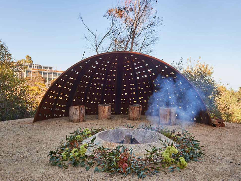 flinders-smoking-ceremony-square.jpg