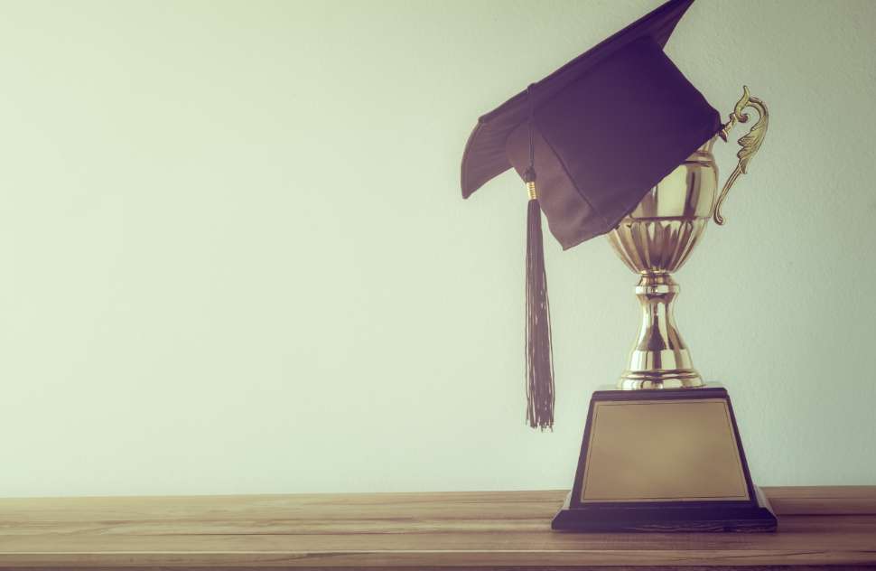 hdr-awards.jpg