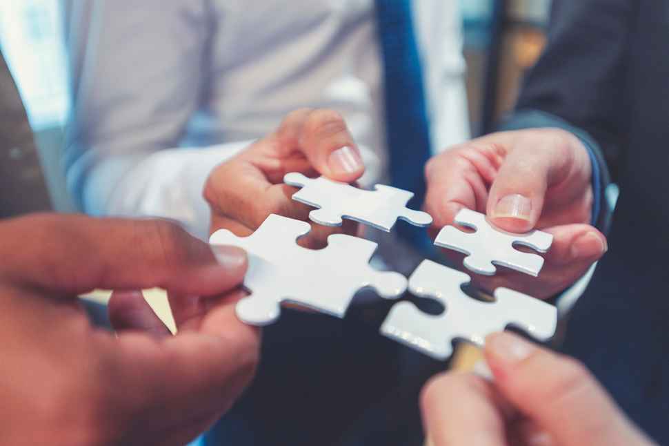 wellbeingforleaders_images_building-teams.jpg